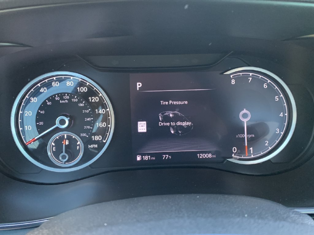 2026 GENESIS G70 Standard - Photo 24