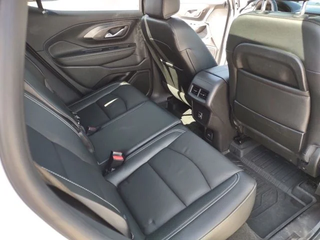 Used 2024 Summit White GMC SLT image 25