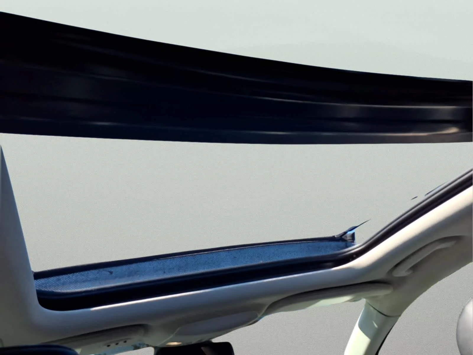 Used 2023 Iconic Silver Ford SEL image 16