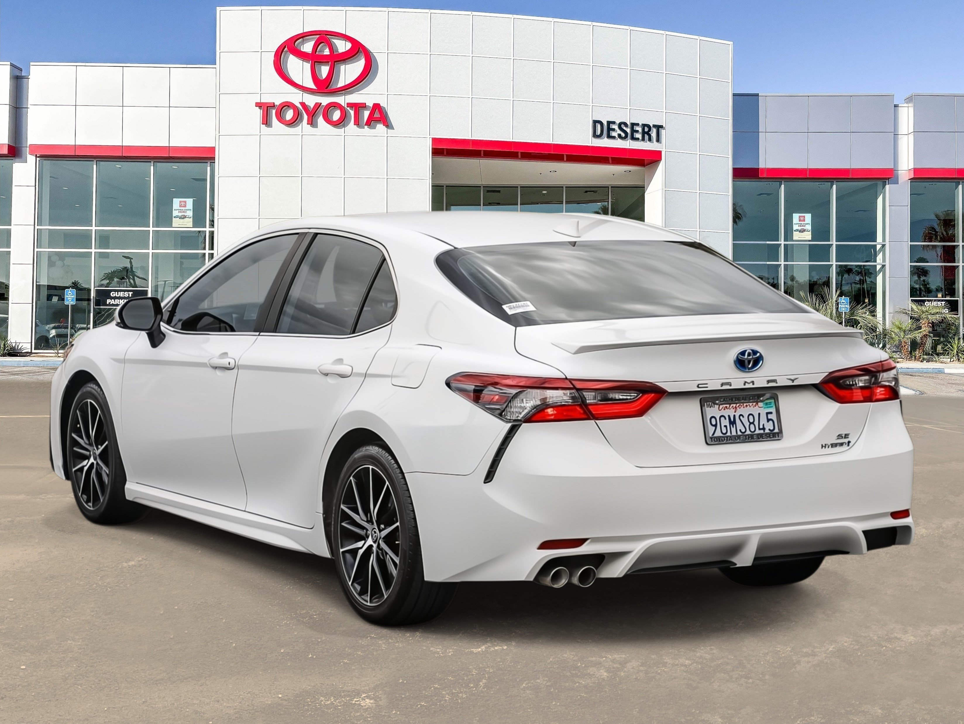 Certified Used 2023 Ice Cap Toyota SE image 6