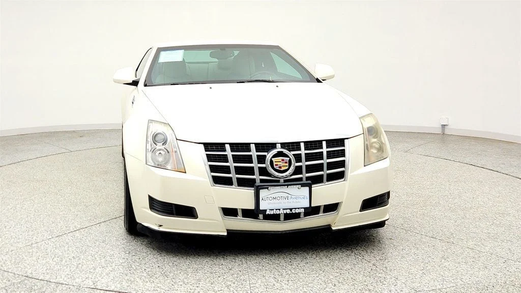 Used 2014 White Diamond Tricoat Cadillac 2dr Coupe RWD image 2