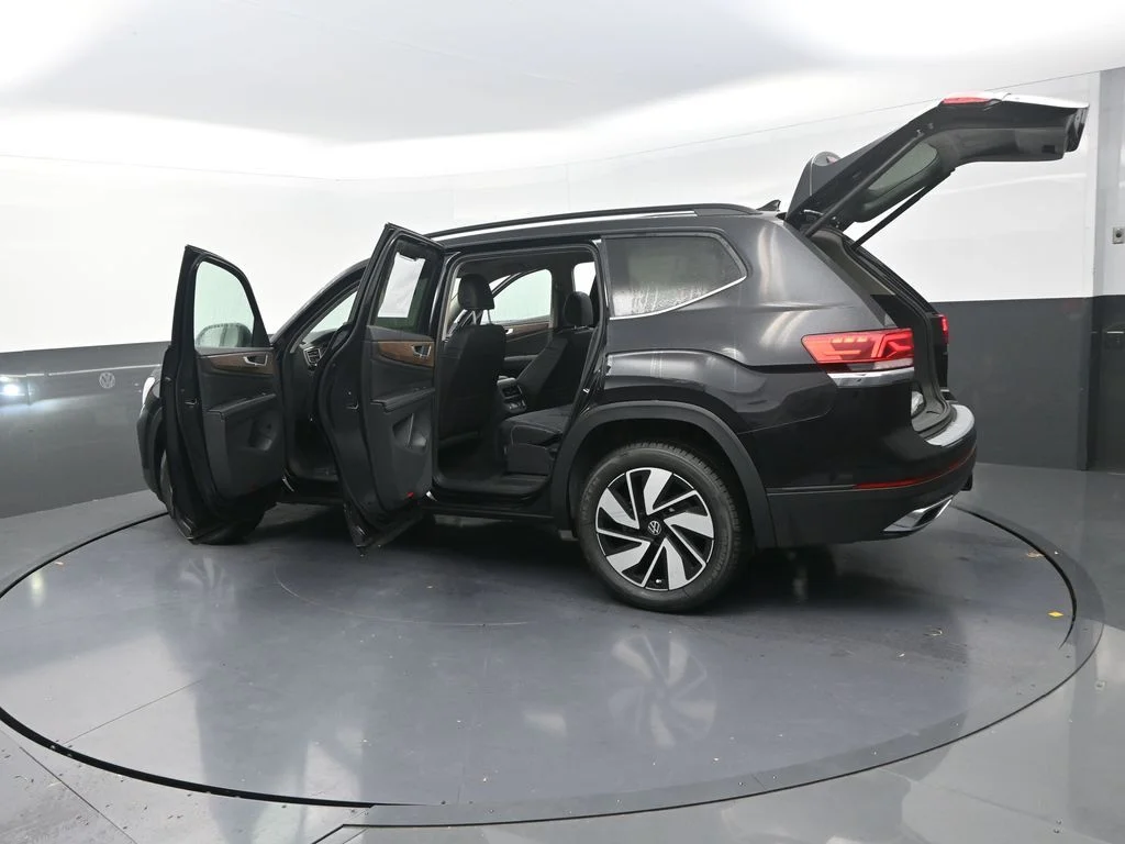 2026 Volkswagen Atlas SE w/Tech - Photo 34