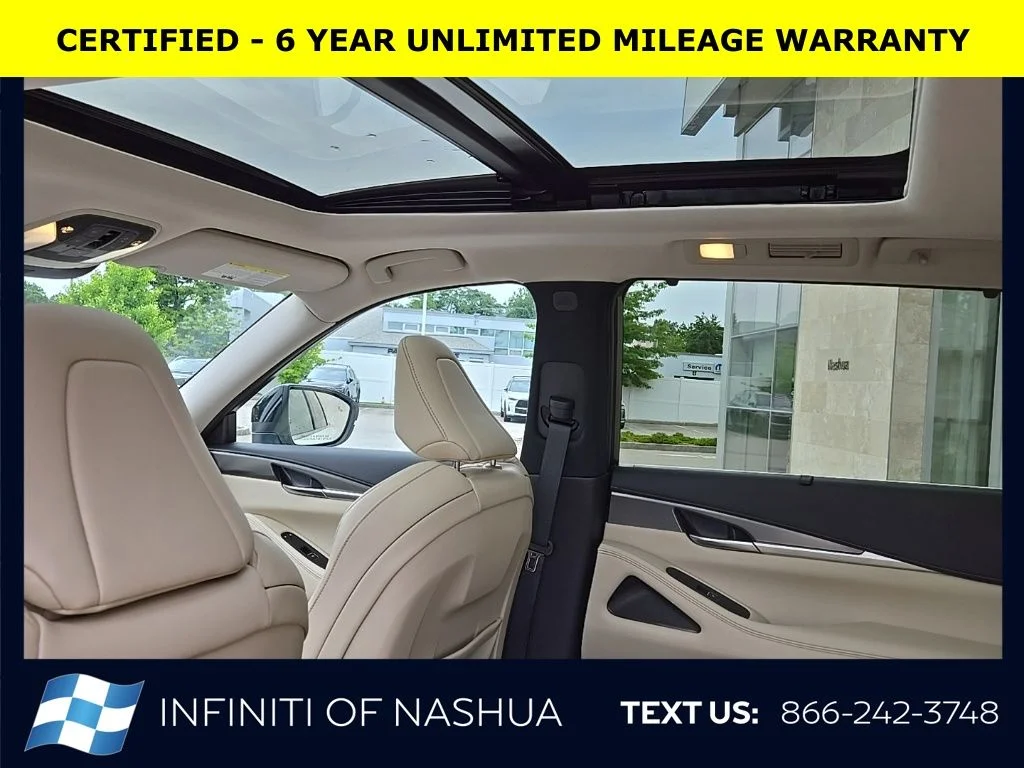 Certified Used 2024 White INFINITI LUXE image 10