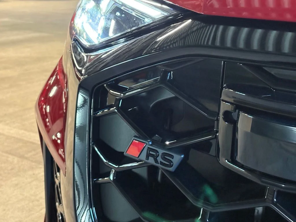 New 2027 Chili Red Metallic Audi 4.0T image 37