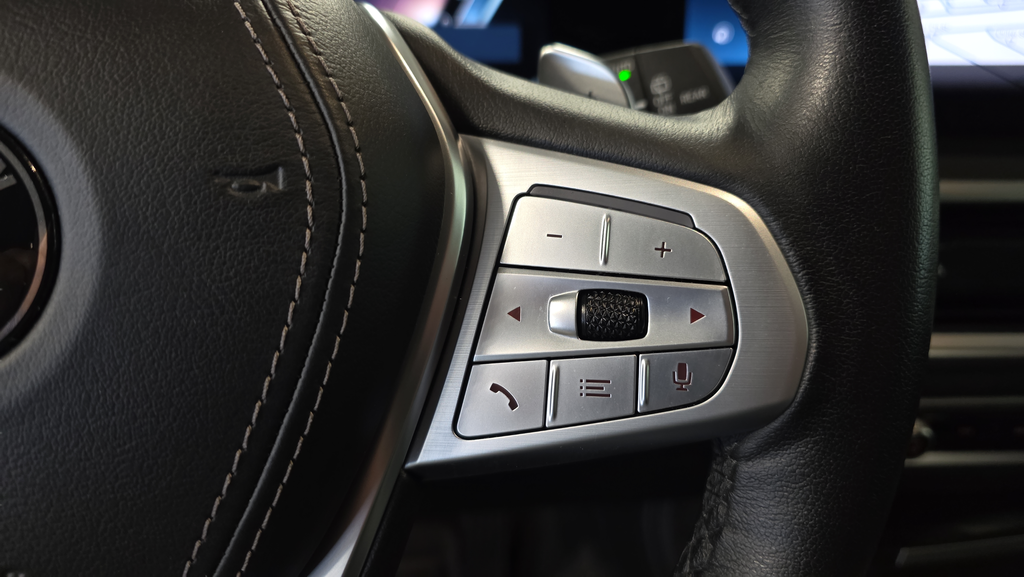 2023 BMW X7 40i - Photo 16