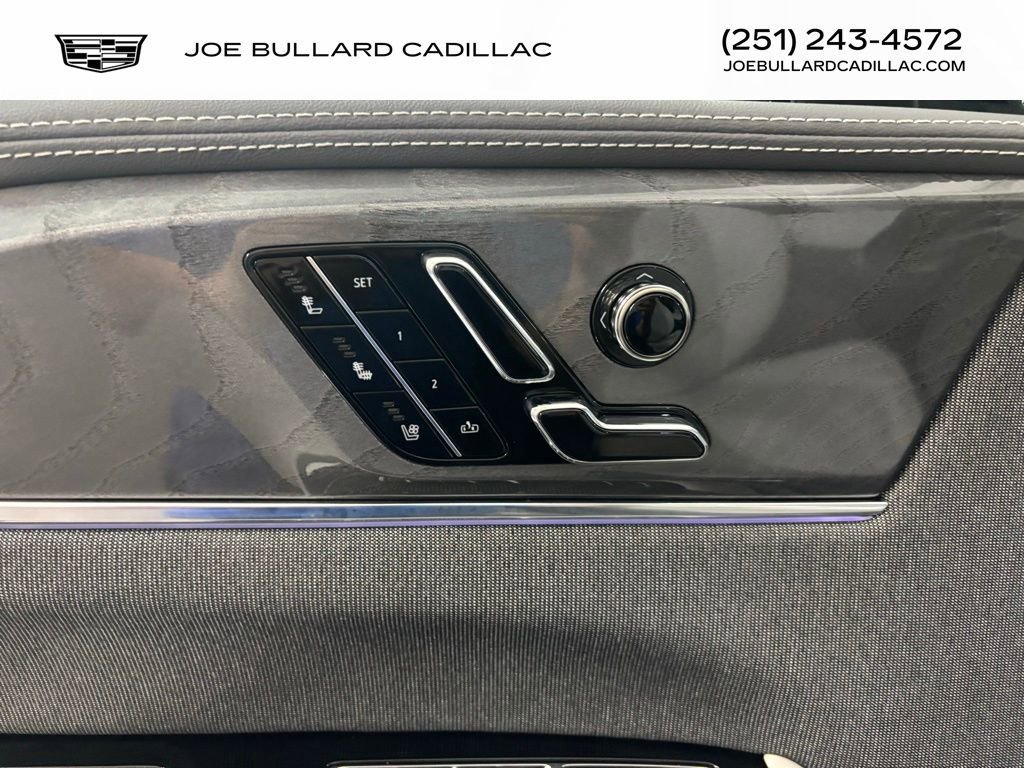 2026 Cadillac Escalade IQL Luxury - Photo 8