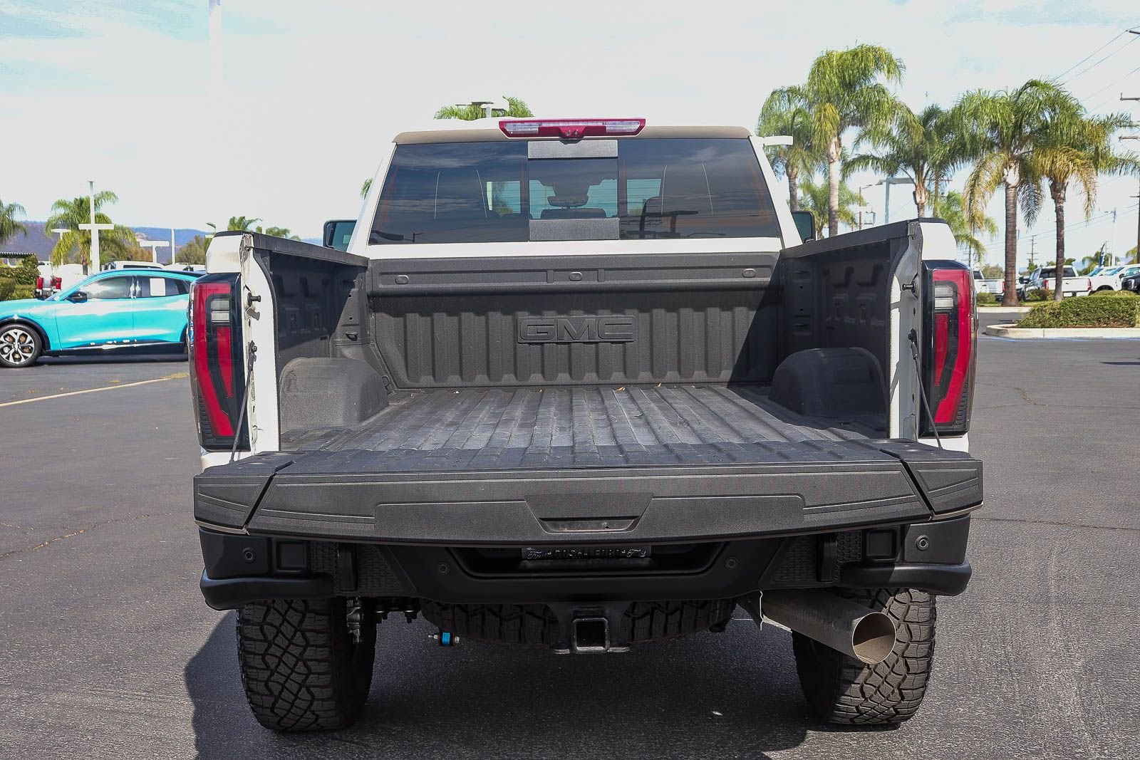 Certified Used 2026 Dune GMC AT4X image 28