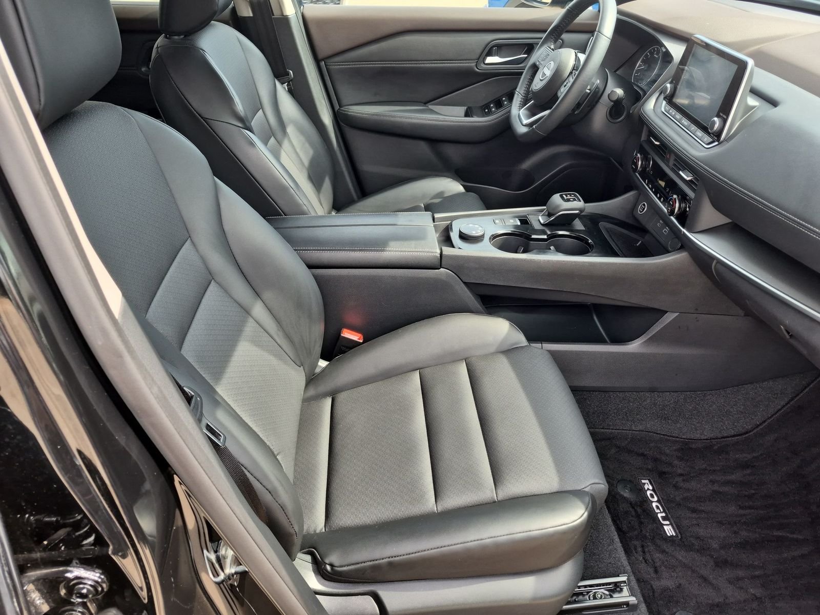 Certified Used 2023 Super Black Nissan SV image 32