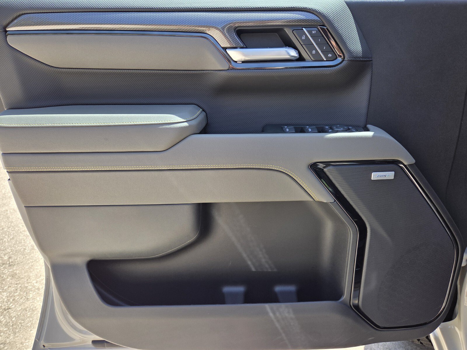 2026 Chevrolet Silverado 1500 ZR2 - Photo 25