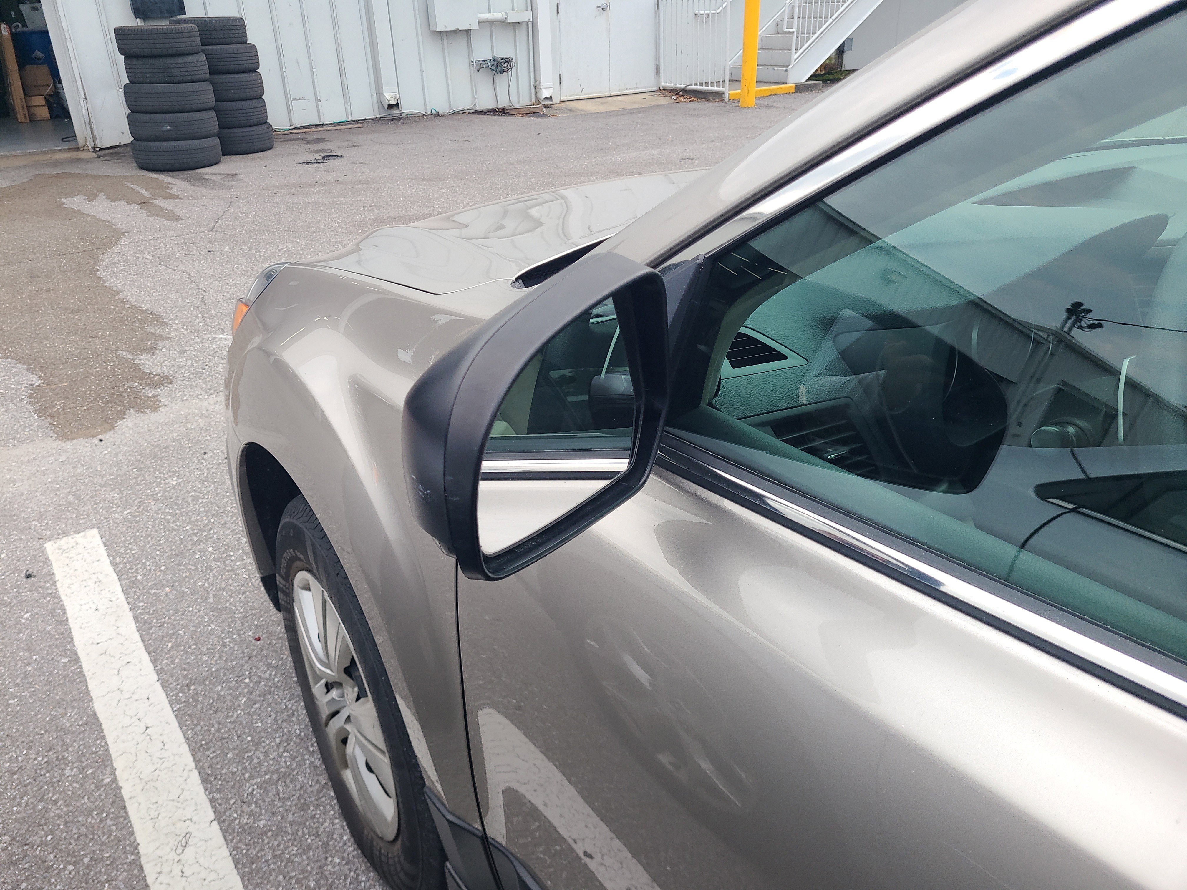 Used 2014 Tungsten Metallic Subaru 2.5i image 5