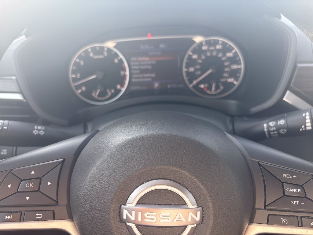 Used 2024 Gray Nissan 2.5 SV image 18