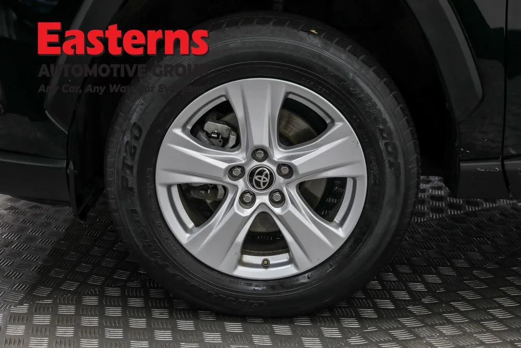 Used 2021 Black Toyota XLE image 29