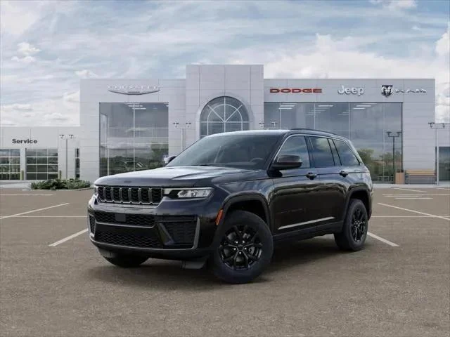 New 2026 Diamond Black Crystal Pearlcoat Jeep Laredo image 79