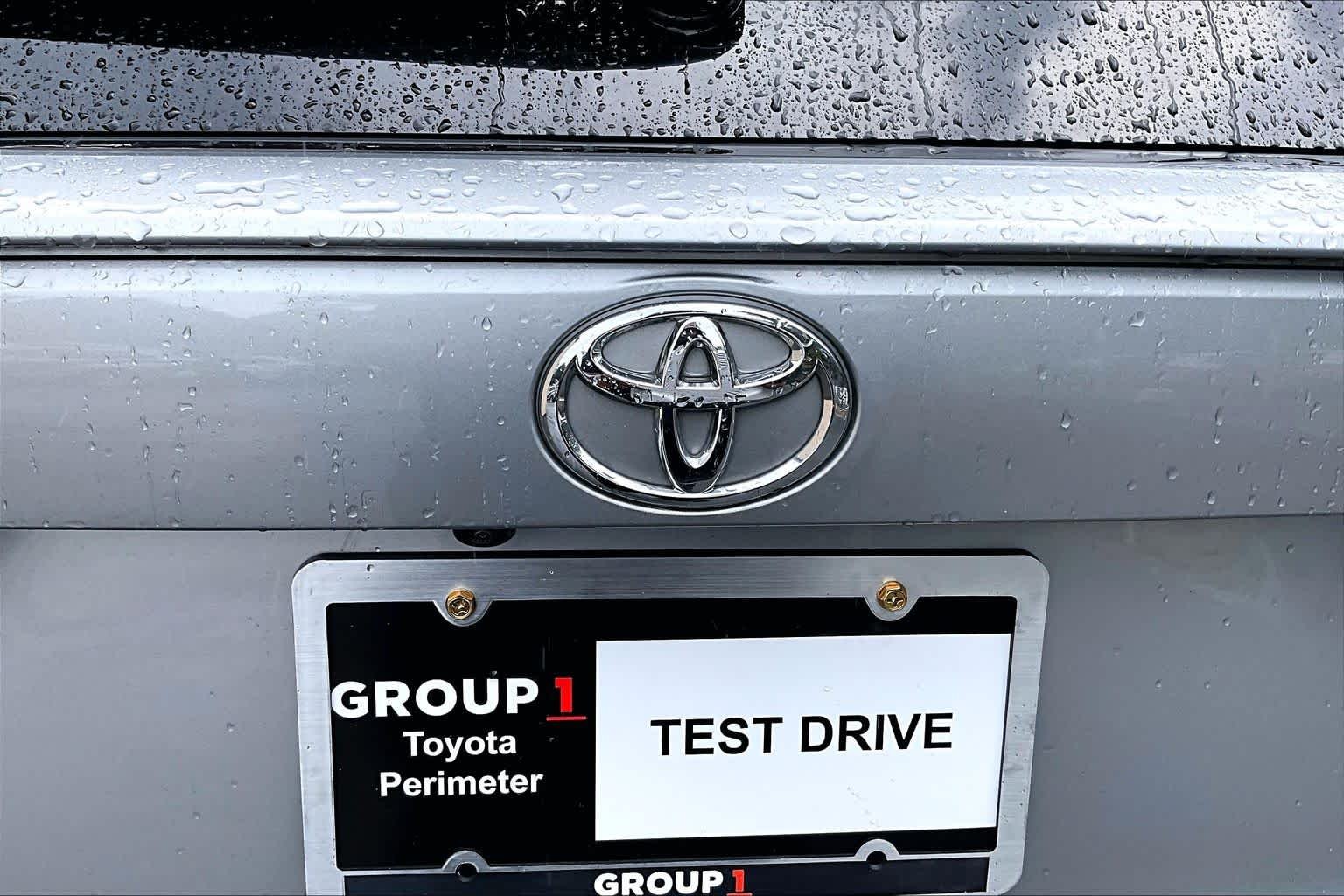 Used 2025 Silver Sky Metallic Toyota XLE image 31