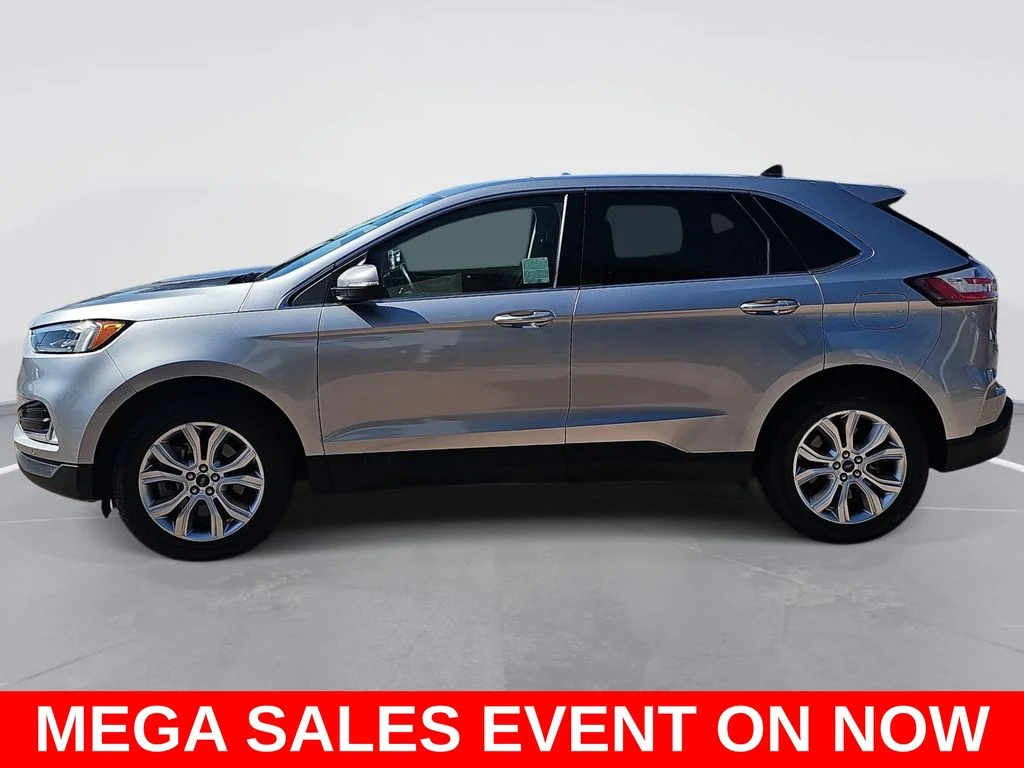 Used 2022 Silver Ford Titanium image 6