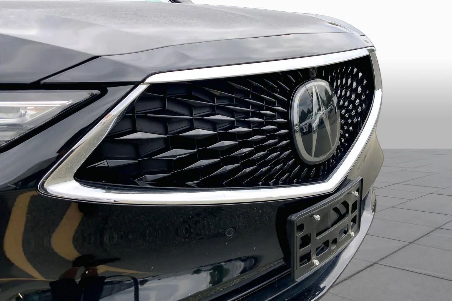 Used 2024 Majestic Black Pearl Acura w/Advance Package image 30