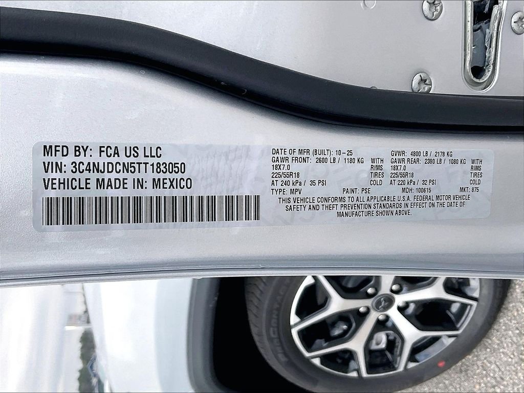 New 2026 Silver Zynith Metallic Clearcoat Jeep Limited image 15
