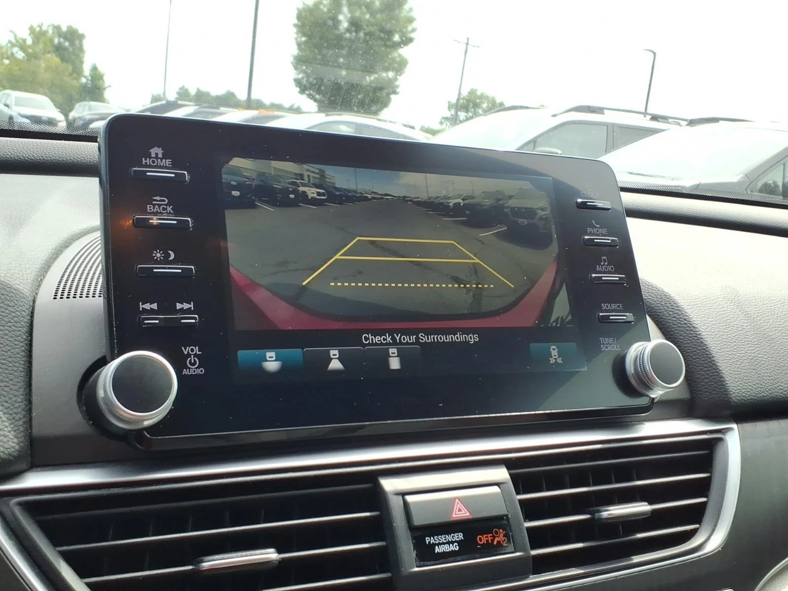 Used 2019 Radiant Red Metallic Honda EX-L image 11