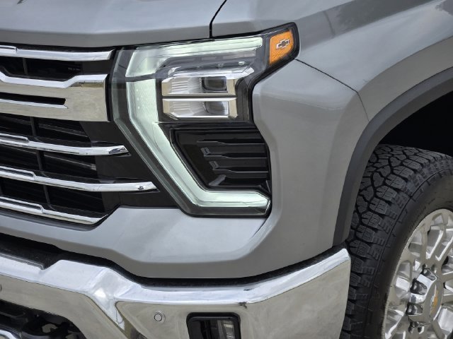2025 Chevrolet Silverado 2500 HD LTZ - Photo 6