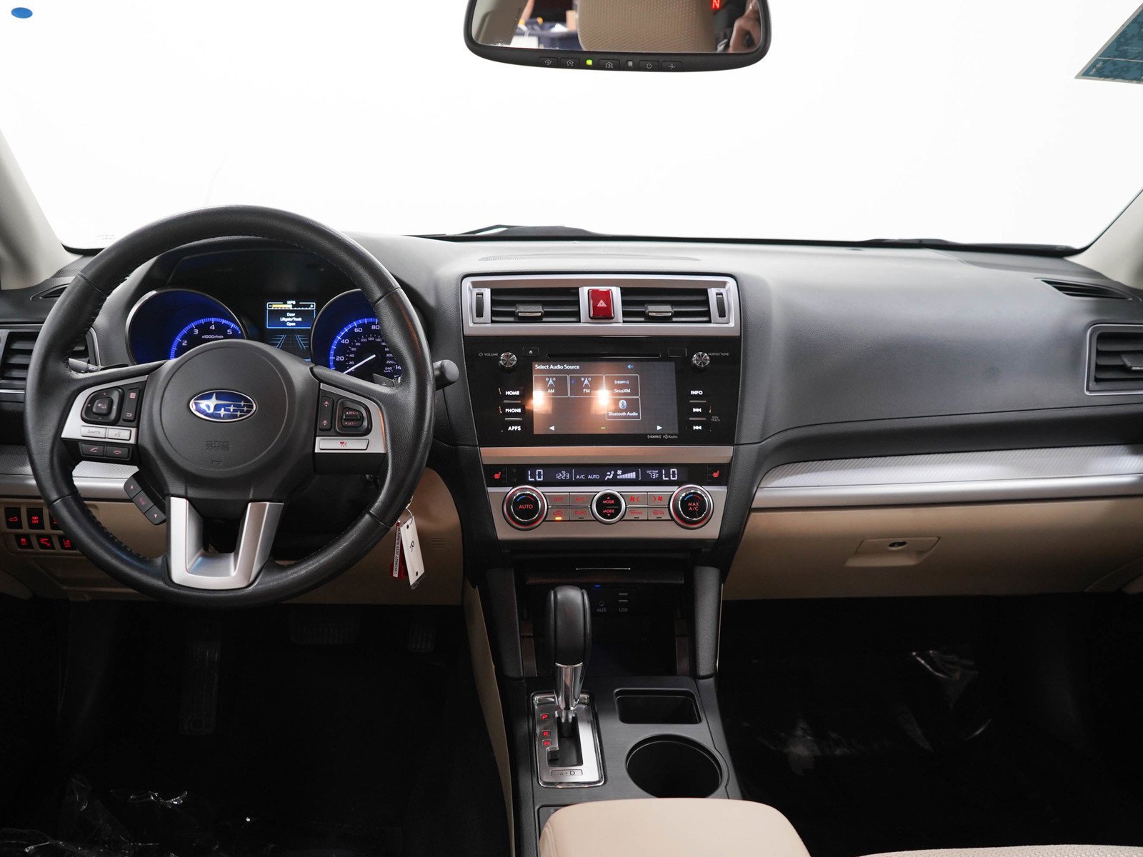 Used 2015 Tungsten Metallic Subaru 2.5i Premium image 16