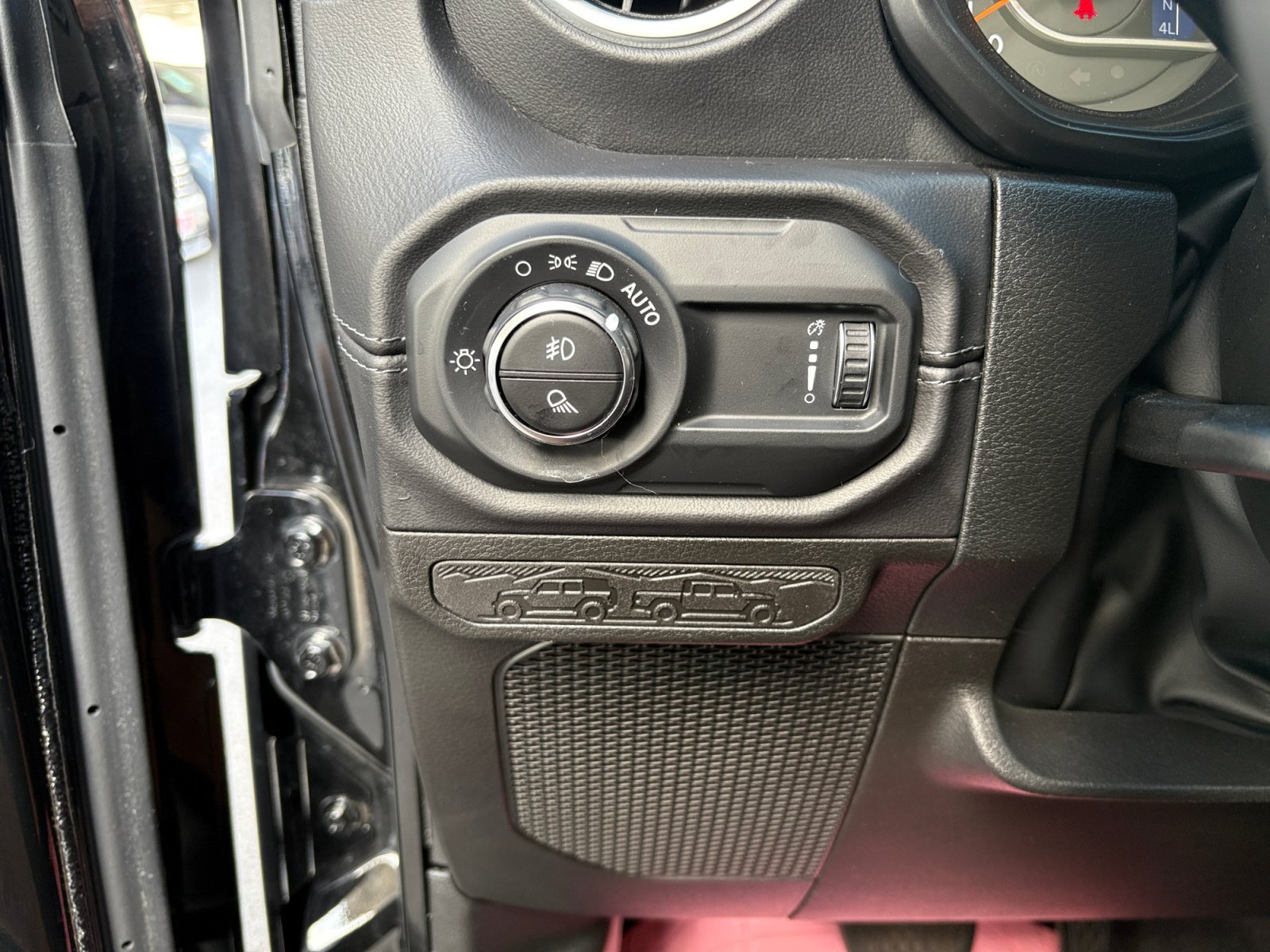 Used 2025 Black Clearcoat Jeep Texas Trail image 24