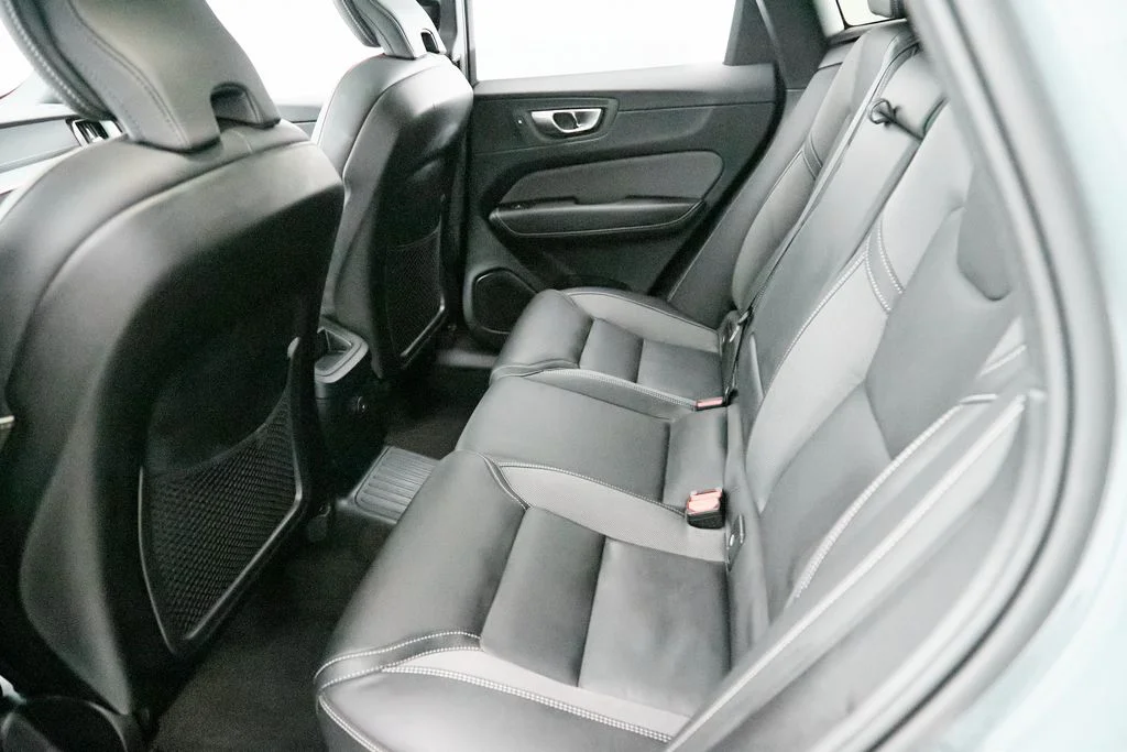 Used 2024 Gray Volvo Ultimate image 23