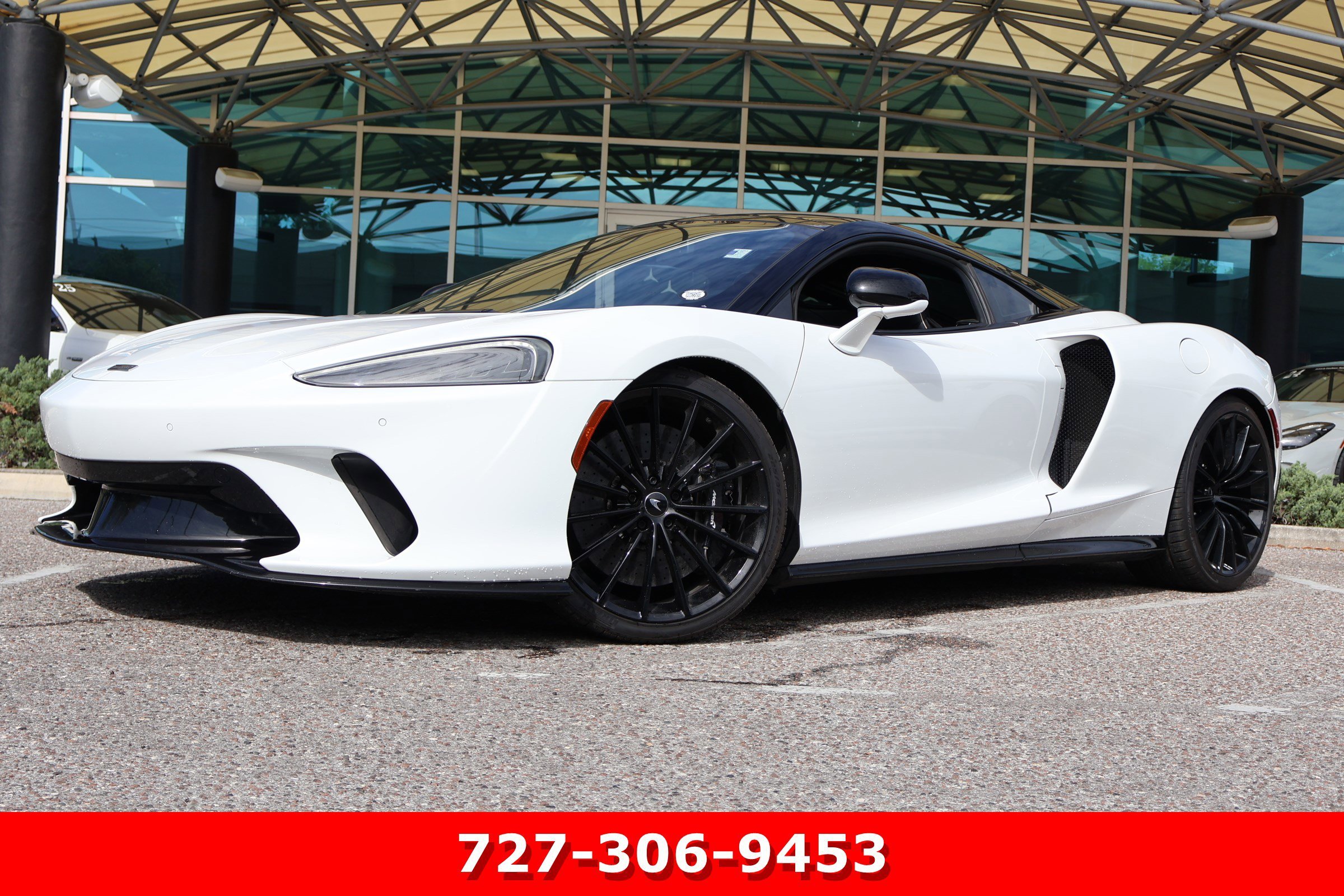 2022 McLaren GT Base