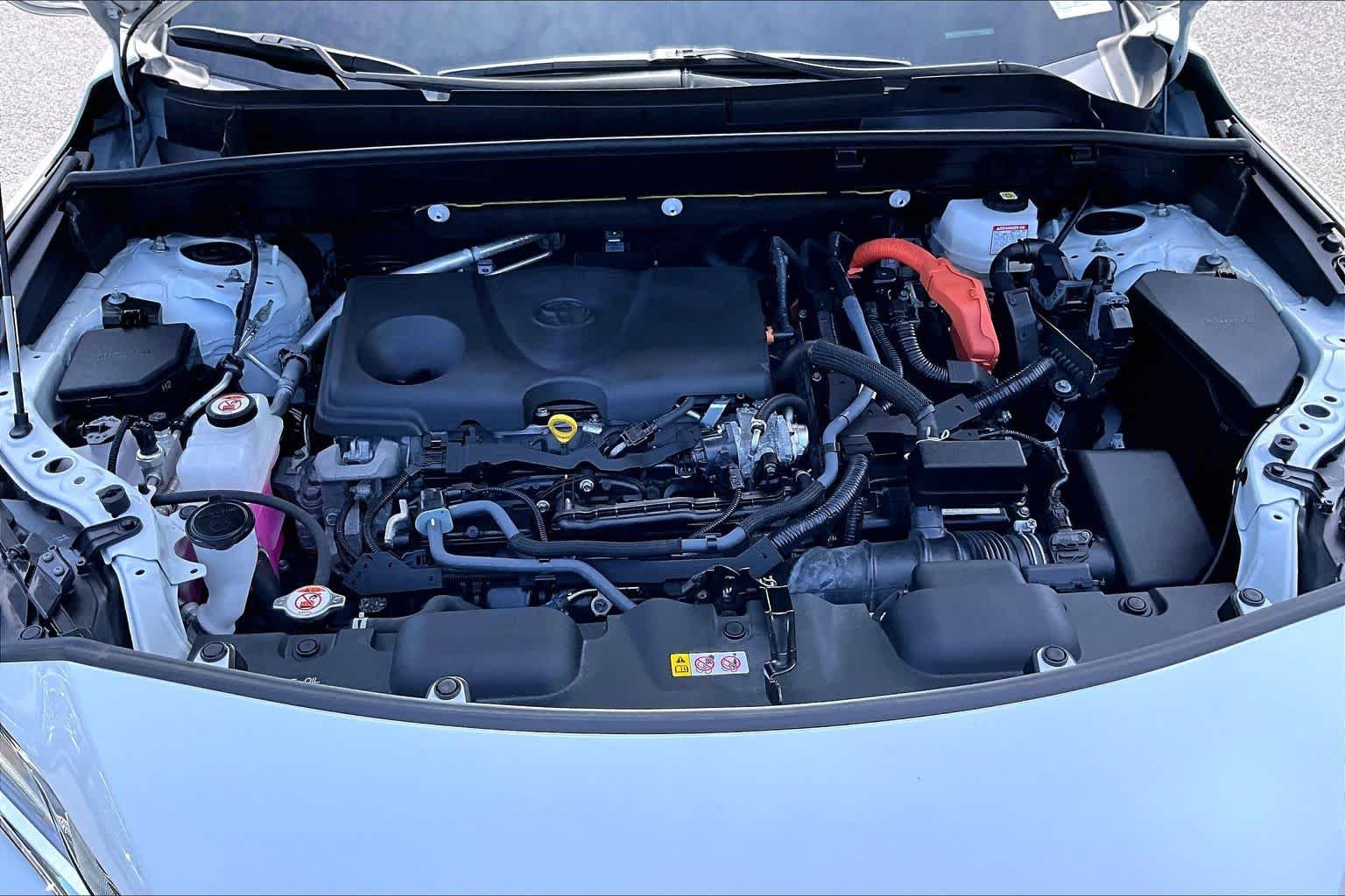 Used 2023 Wind Chill Pearl Toyota XLE image 31