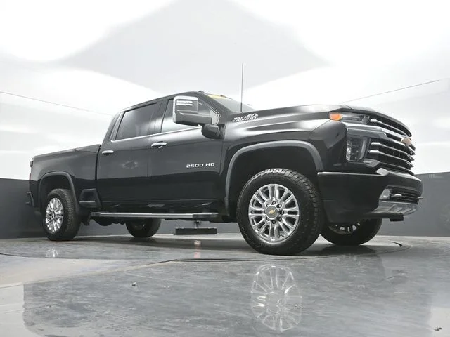 Used 2023 Black Chevrolet High Country image 23