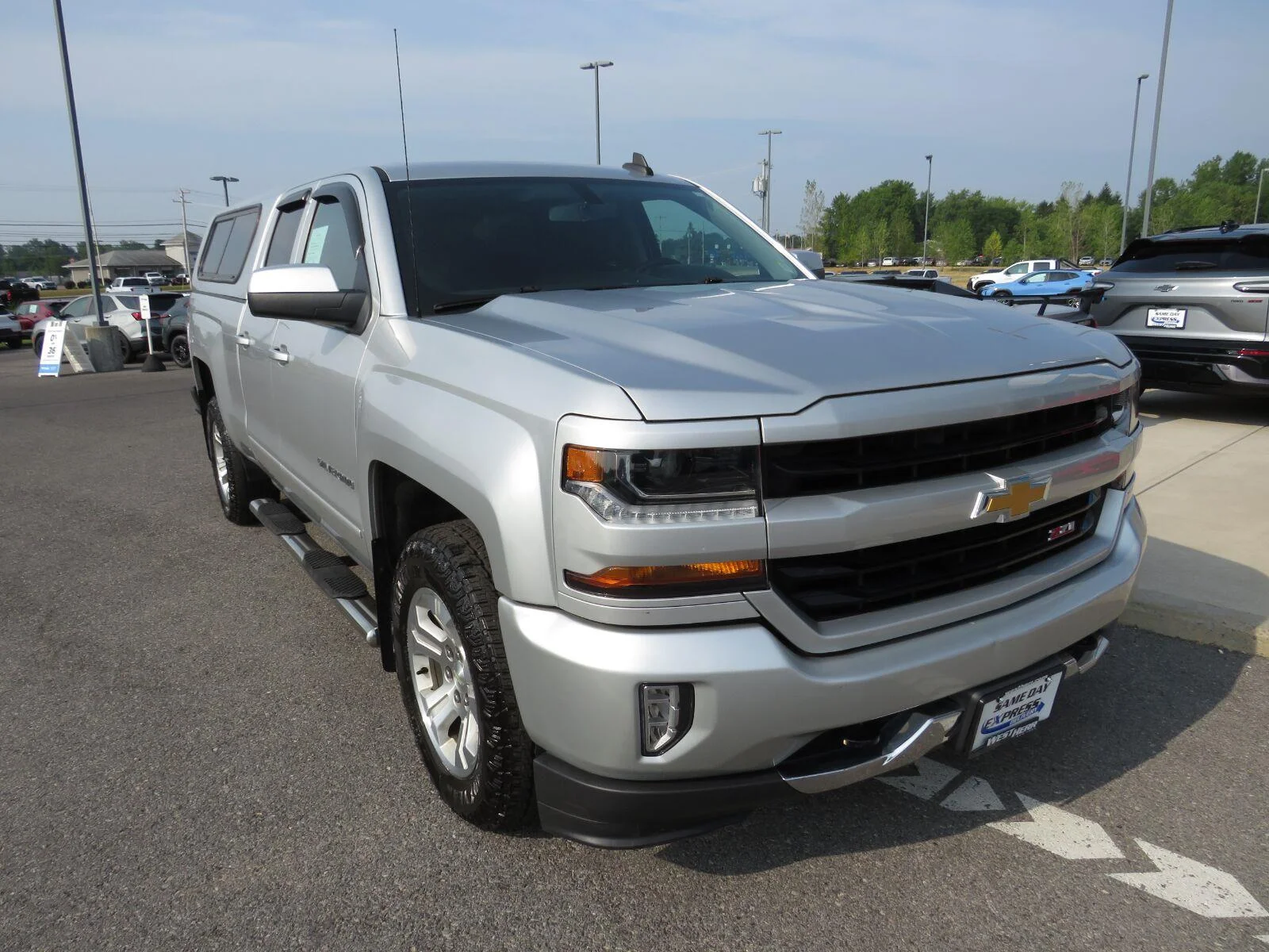 Used 2019 SILVER ICE METALLIC Chevrolet LT image 2