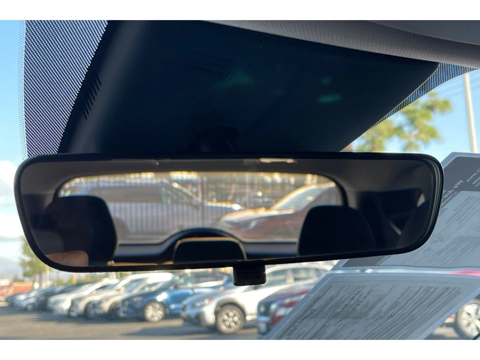 Used 2022 Phantom Black Hyundai SEL image 25