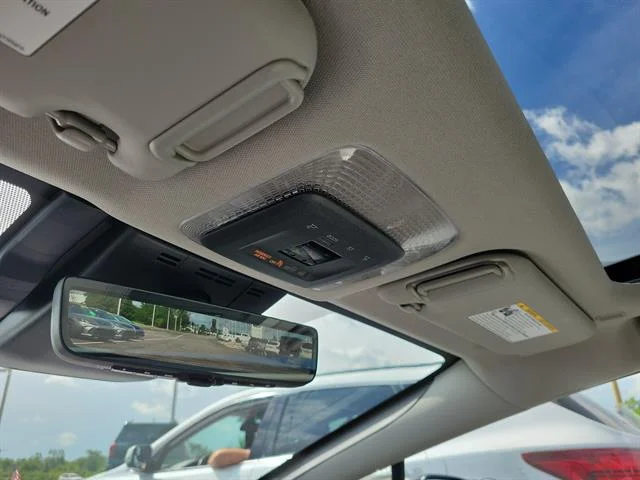 Certified Used 2024 Wind Chill Pearl Toyota Limited image 30