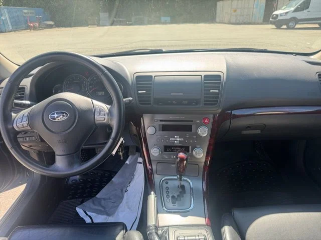 Used 2009 Quartz Silver Metallic Subaru 2.5i image 21