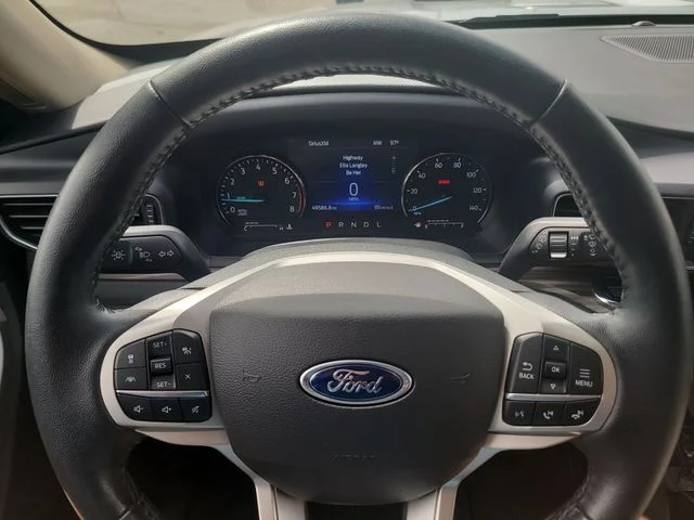 Used 2022 Silver Ford Limited image 33