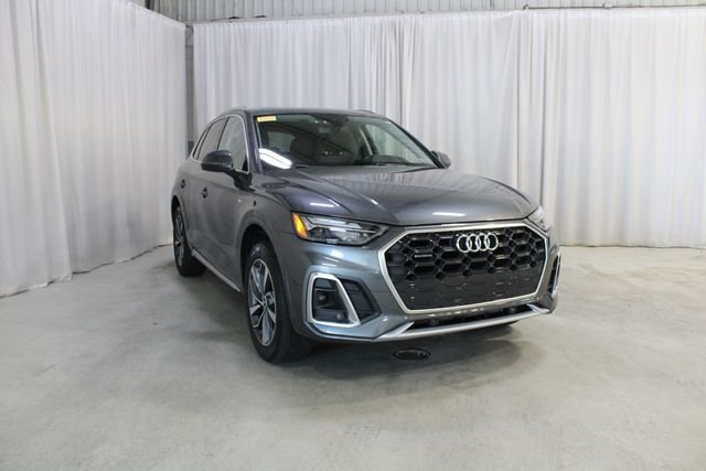 Used 2023 Daytona Gray Pearl Effect Audi 45 S line Premium image 39