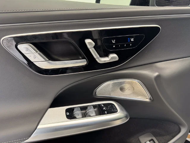 New 2027 Black Mercedes-Benz E 350 image 37