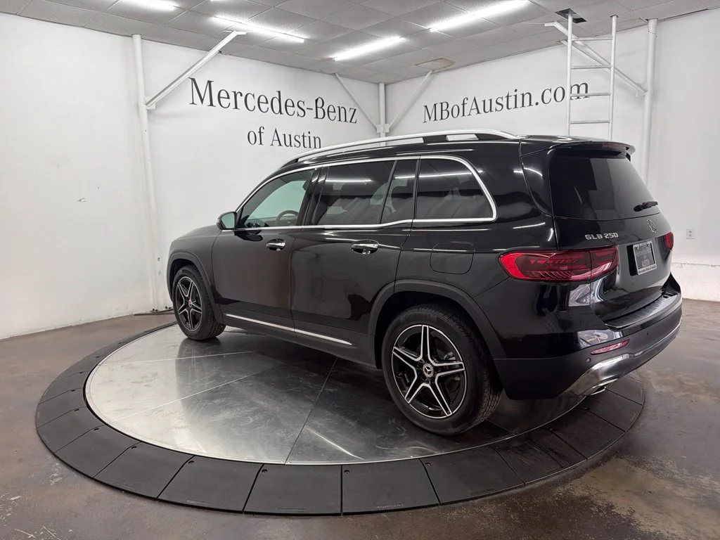 New 2026 Black Mercedes-Benz GLB 250 image 5