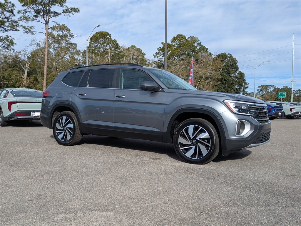 2025 Volkswagen Atlas SE w/Tech