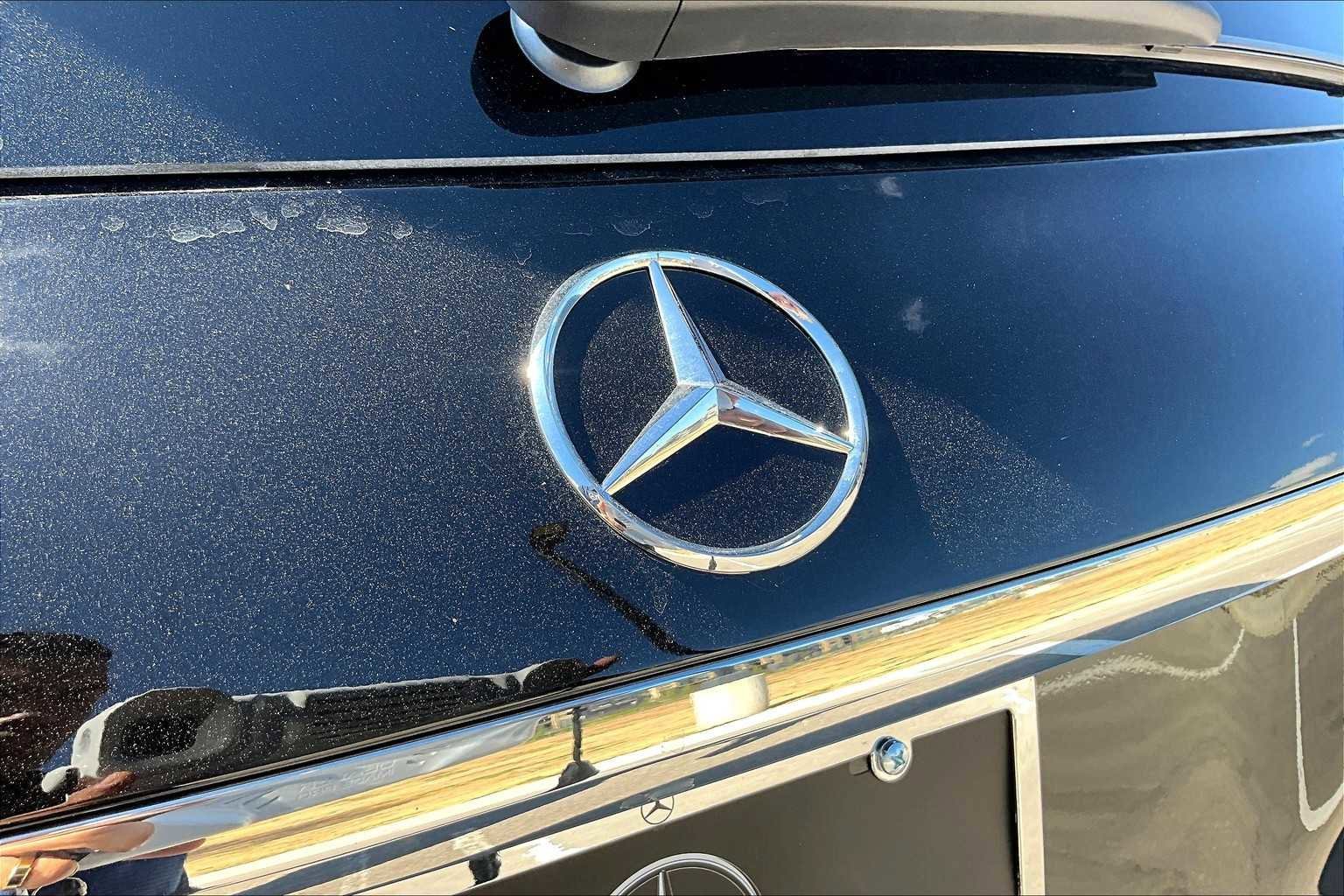 New 2026 Obsidian Black Metallic Mercedes-Benz GLE 350 image 28