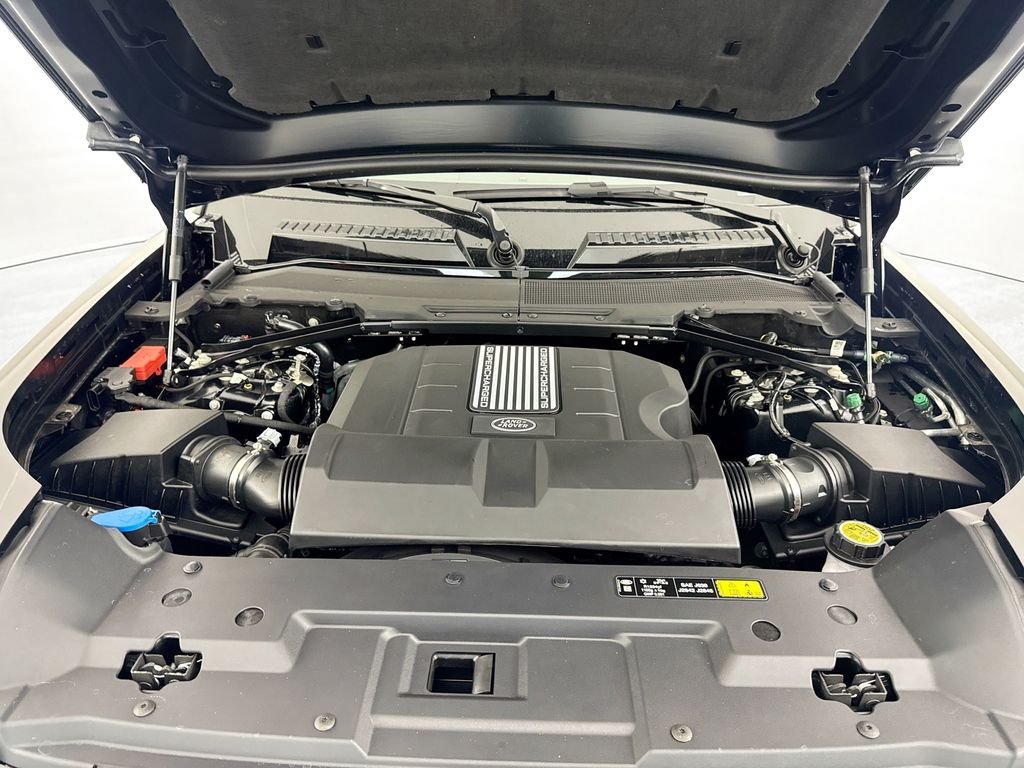 2026 Land Rover Defender V8 - Photo 30
