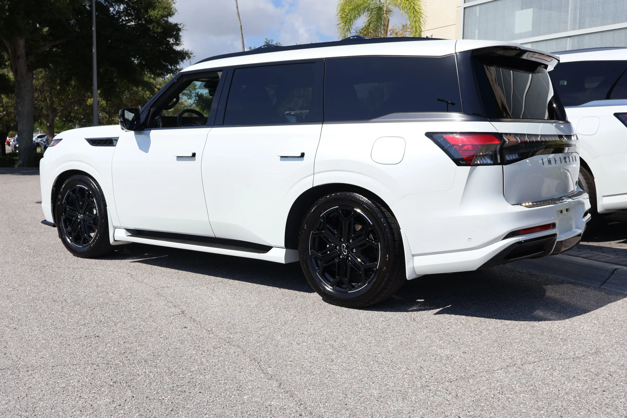 2026 INFINITI QX80 Sport - Photo 7