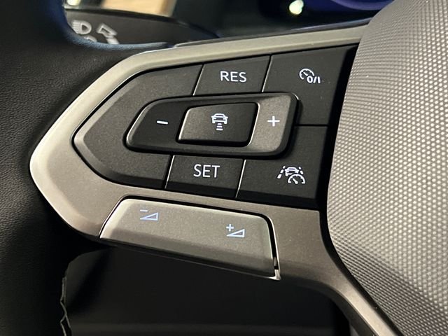 New 2026 Blue Volkswagen 1.5T SE image 13