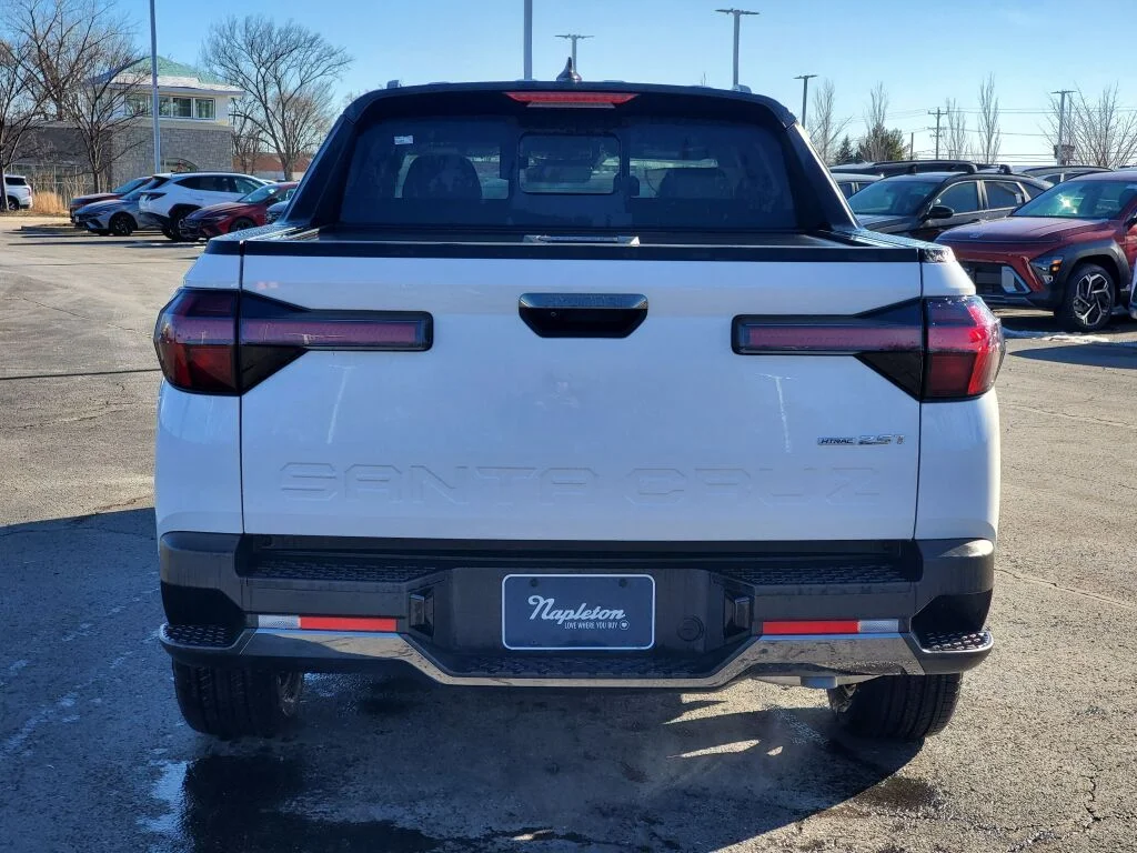 Used 2025 White Hyundai Limited image 14