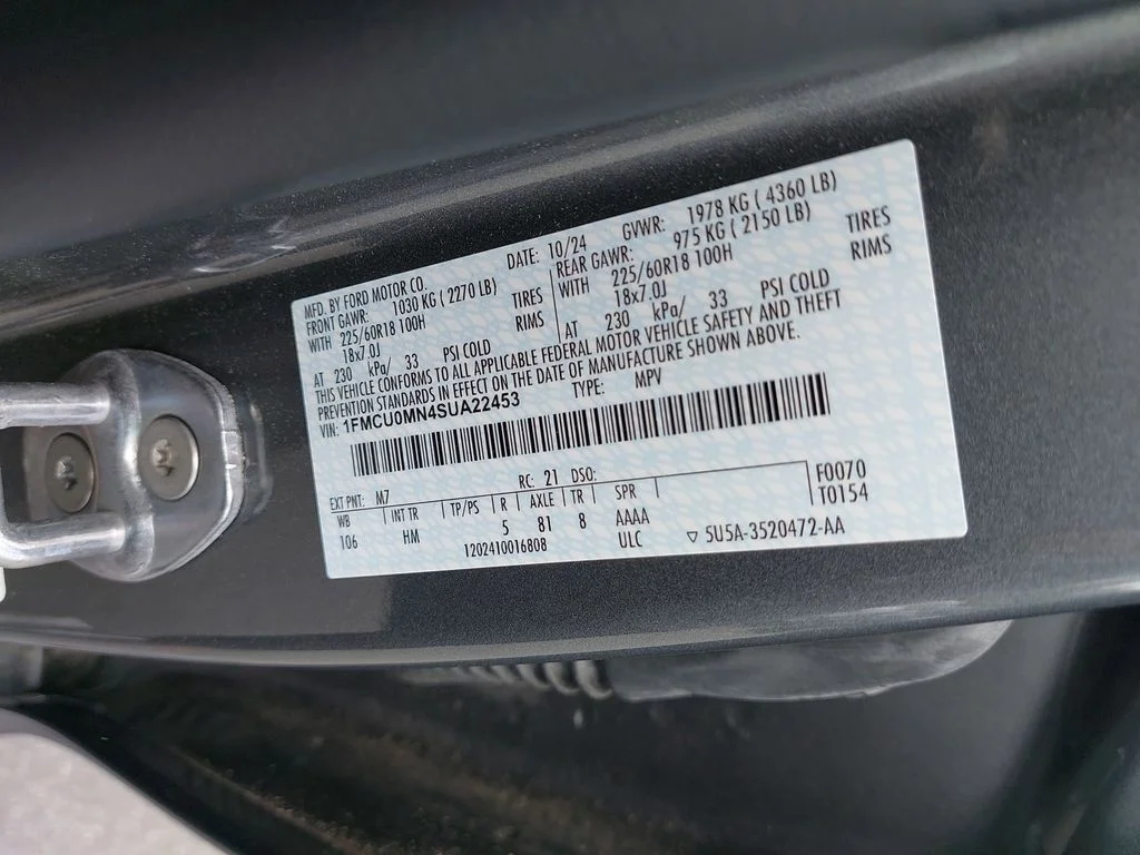 Used 2025 Gray Ford ST-Line image 33
