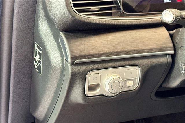 New 2026 Obsidian Black Metallic Mercedes-Benz GLE 350 image 40