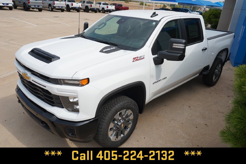 New 2026 Summit White Chevrolet Custom image 15
