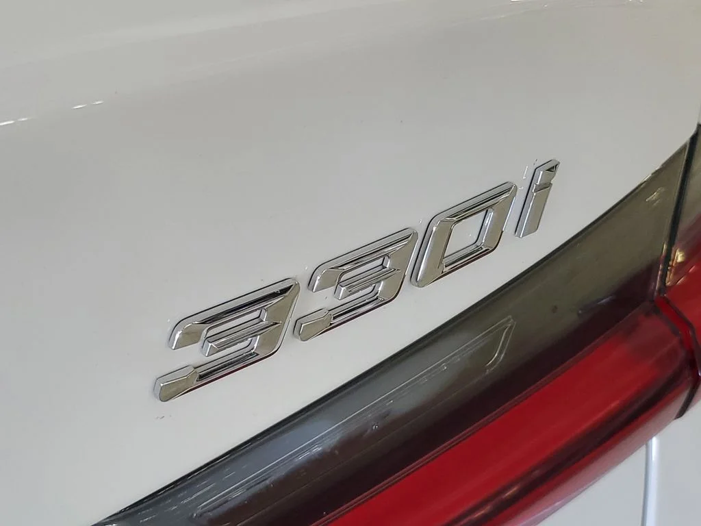 New 2026 White BMW 330i image 6
