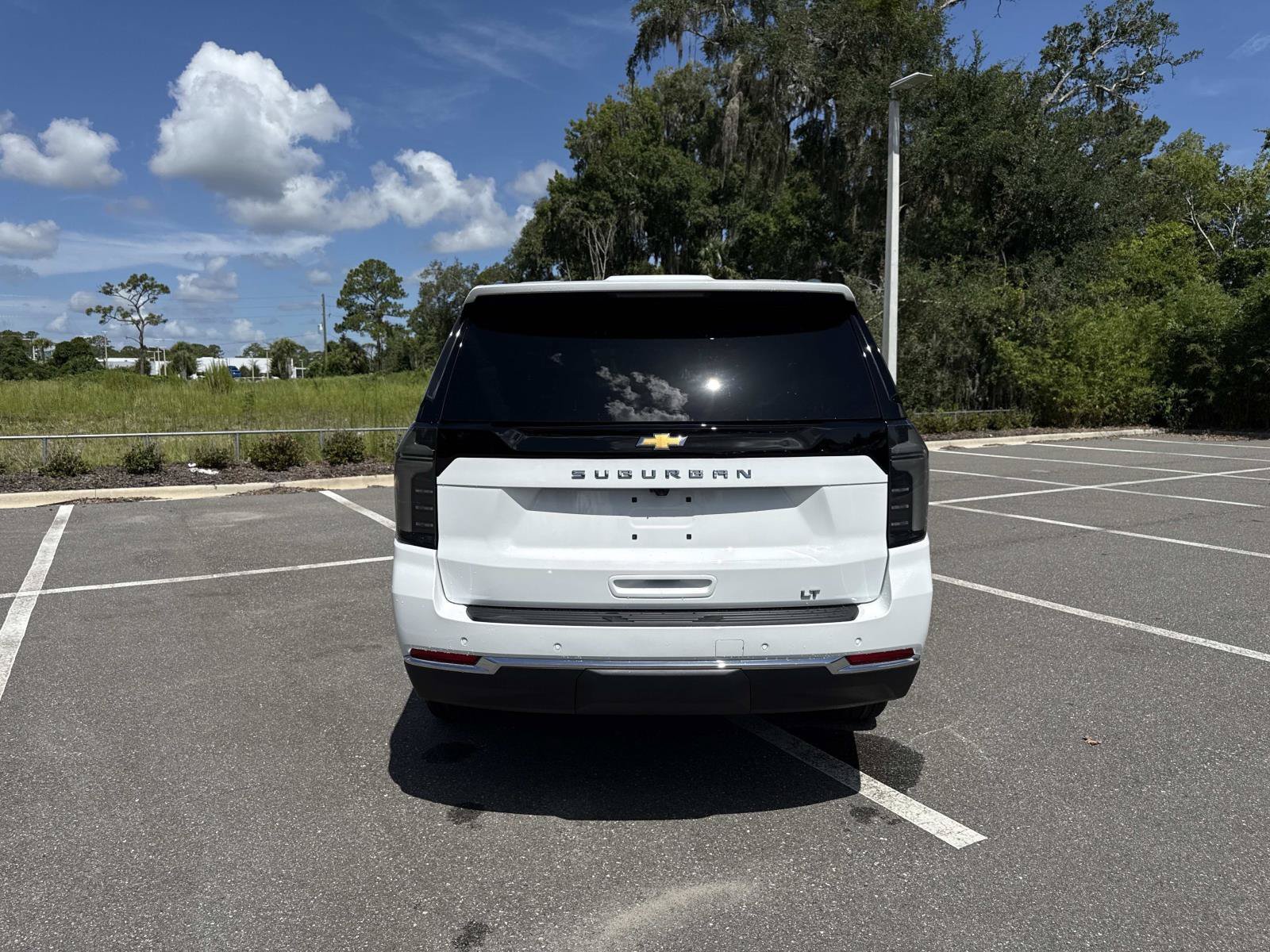 New 2026 Summit White Chevrolet LT image 4