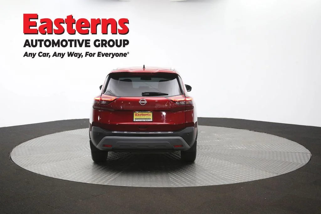 Used 2023 Red Nissan SV image 40