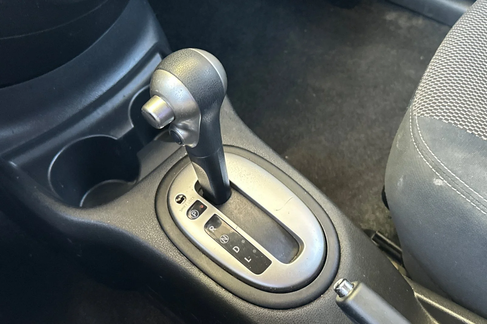 Used 2014 Magnetic Gray Nissan SV image 19